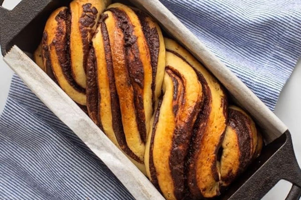 Lodge Cast Iron Loaf Pan